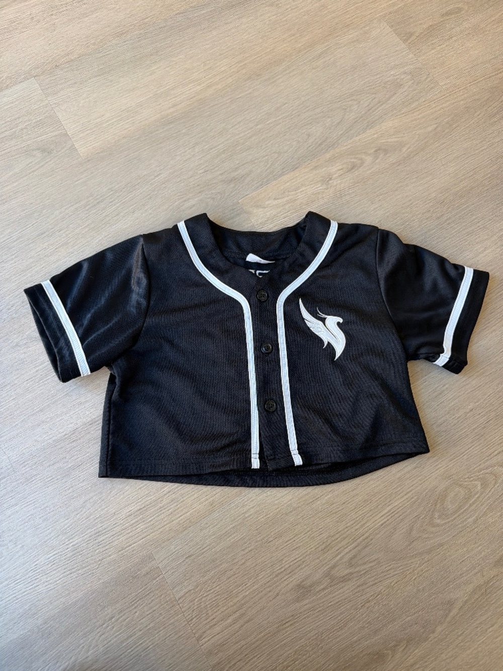 Illenium crop jersey